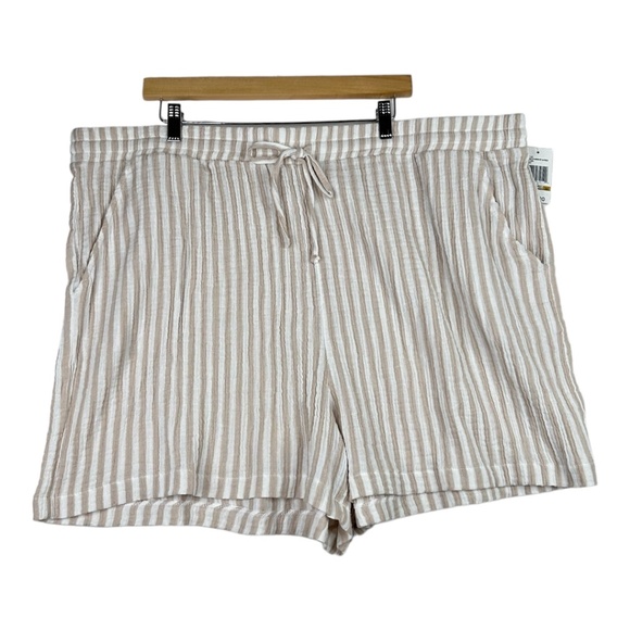 Angels Womens‎ Shorts Cream White Size 3X NWT - Picture 1 of 8